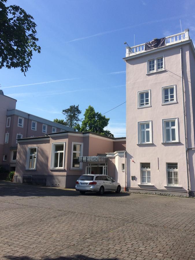Hotel Villa Von Sayn Rheinbreitbach Exterior photo